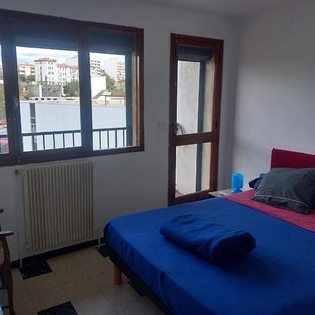 Chambre B1 Dans Un Appartement En Colocation มาร์กเซย ภายนอก รูปภาพ